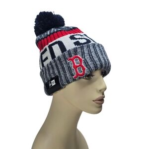 New Era Boston Red Sox Fleece-Lined Pom Beanie NWT